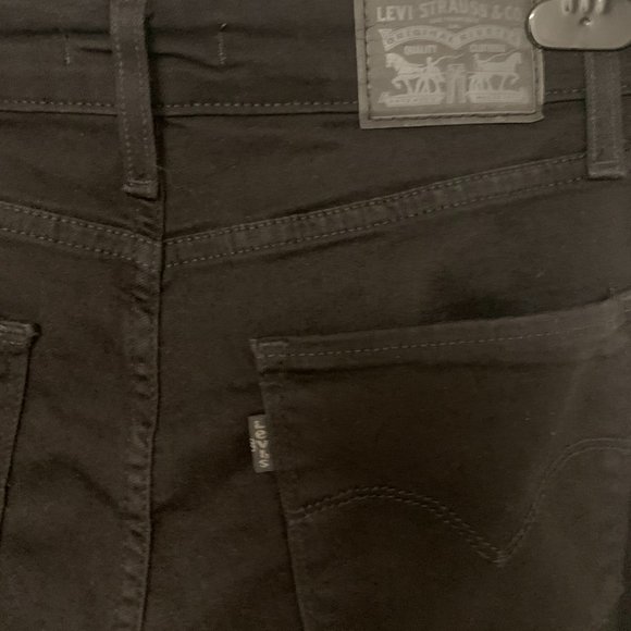 Levi's 721 High Rise Skinny (27) - Black - Picture 3 of 5